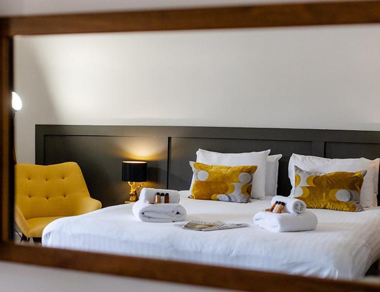 The Bell Inn Hotel Lyndhurst Extérieur photo