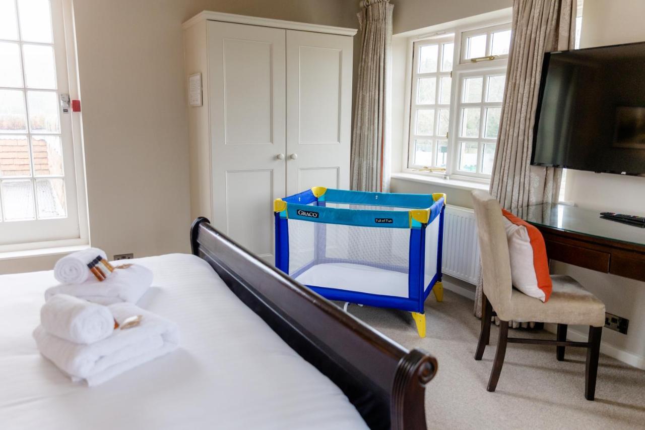 The Bell Inn Hotel Lyndhurst Extérieur photo