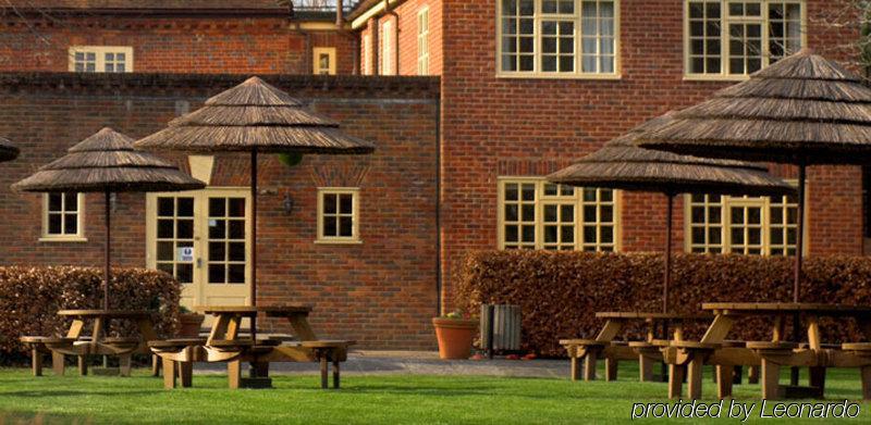 The Bell Inn Hotel Lyndhurst Extérieur photo